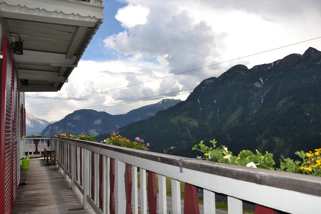 Gasthaus Alpina Tschappina Habitación foto